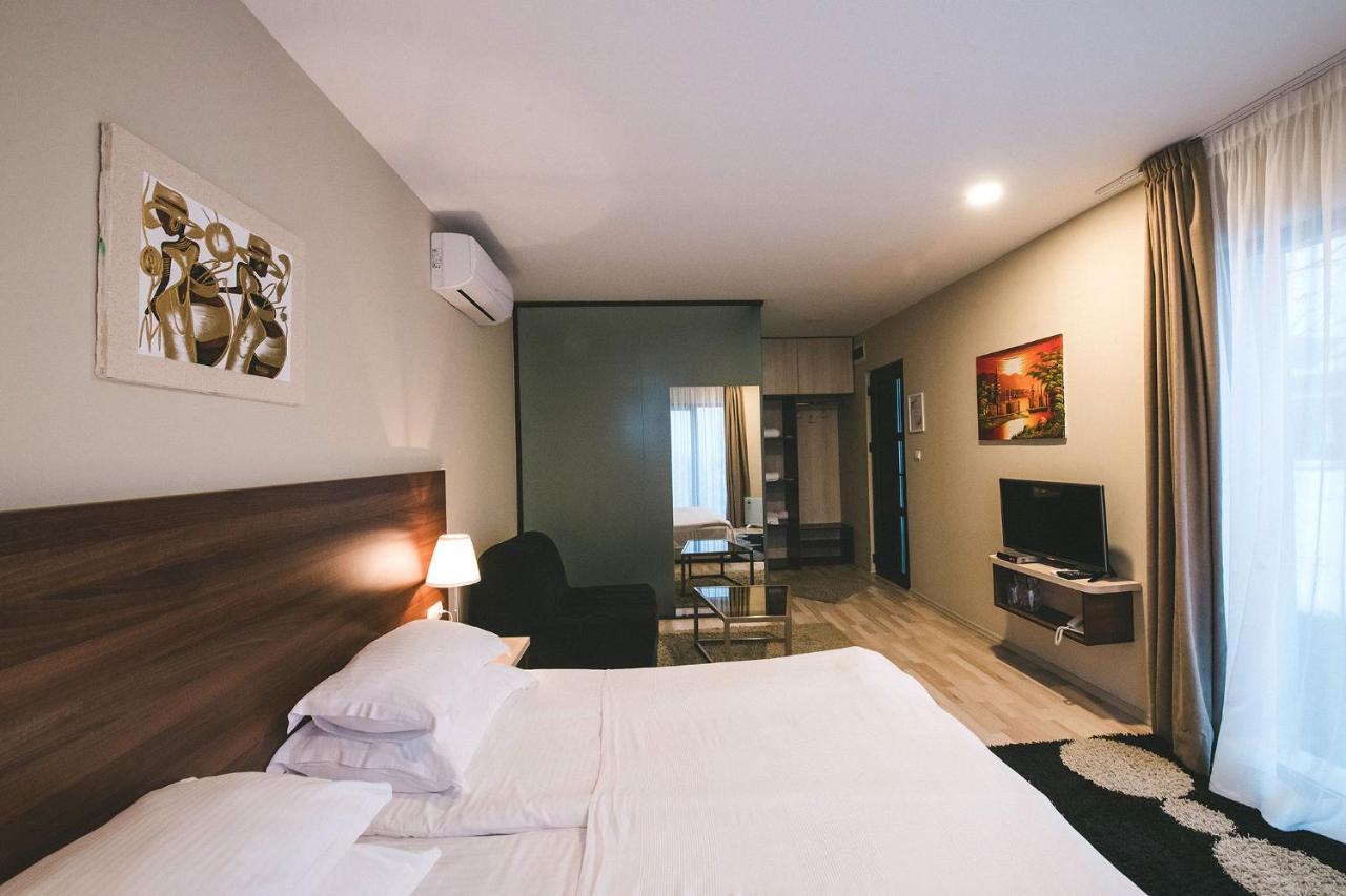Hotel Villa Ekaterina Vakarel エクステリア 写真
