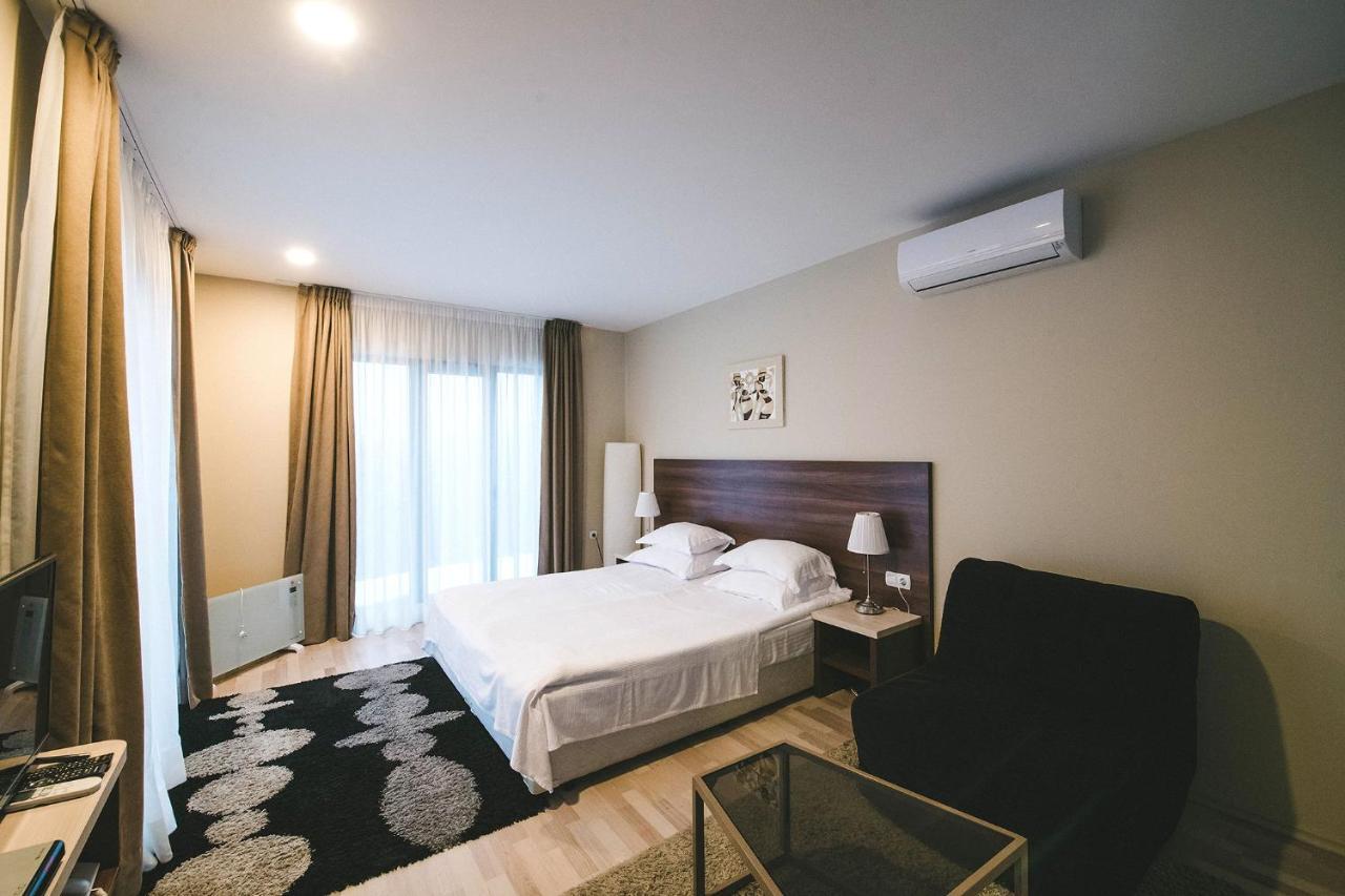 Hotel Villa Ekaterina Vakarel エクステリア 写真