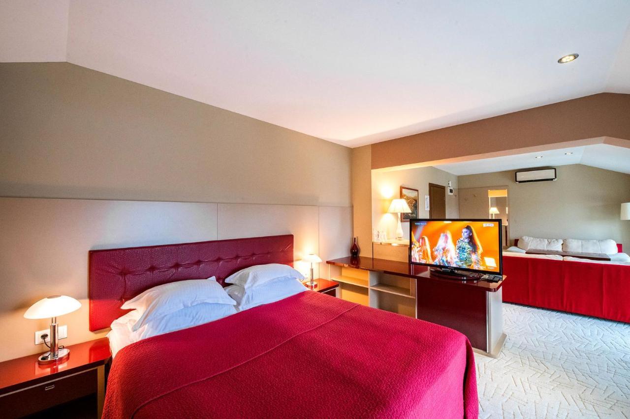 Hotel Villa Ekaterina Vakarel エクステリア 写真
